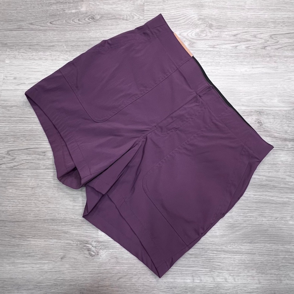 Eddie Bauer Womens Hiker Shorts Purple Size 10 StormRepel UPF50 Stretch EB007970